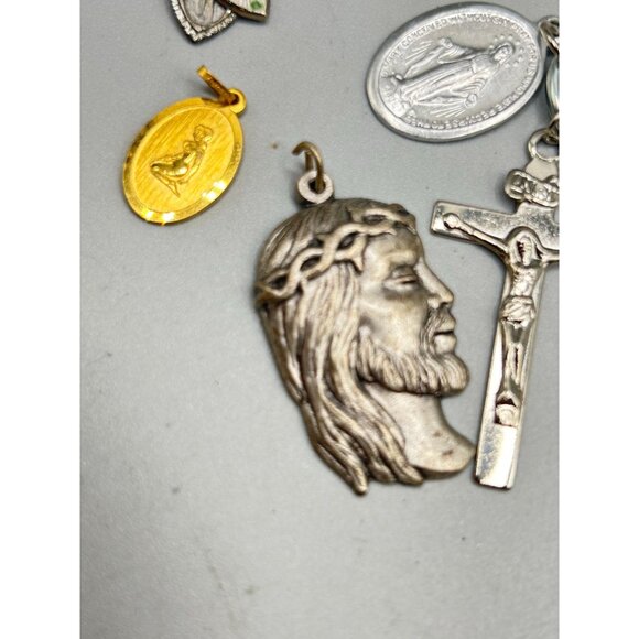 Assorted Vintage Religious Medals Crosses & Charms Lot 10 Pcs Christianity - Picture 3 of 8